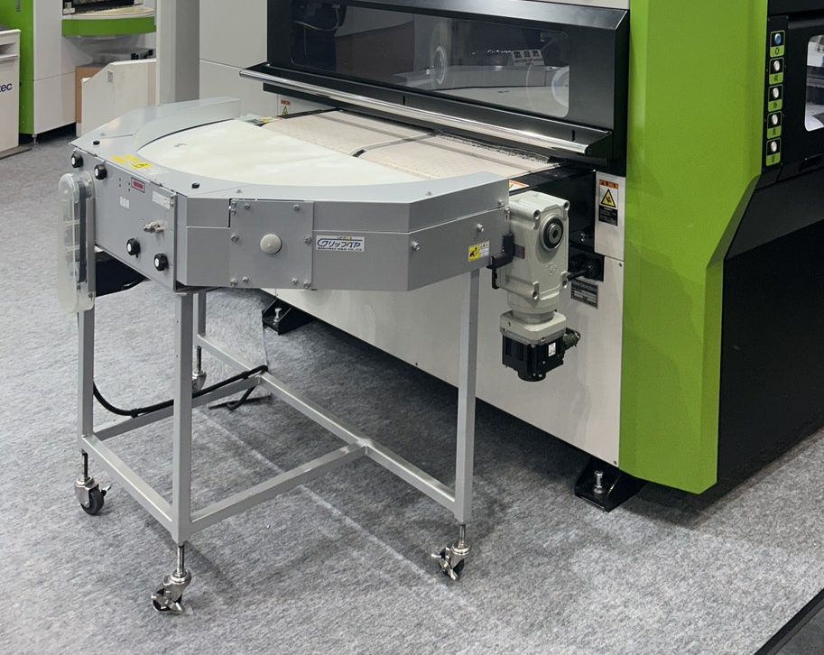 研磨装置向けベルト搬送駆動部に採用